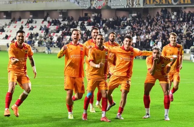 5 kuruşluk bilet İzmir takımlarını karşı karşıya getirdi! Cevap çok ağır oldu