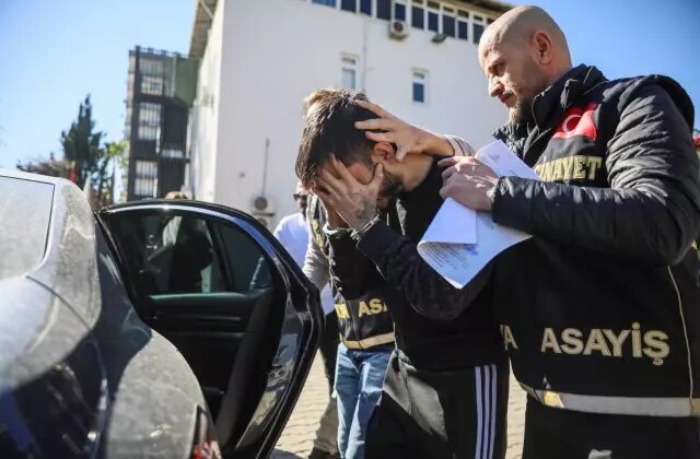 Hamile eşini iki dizinin altından vurdu! Ormanda yakalandı