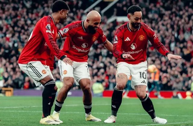 85. dakikada 2-0 olan Manchester United-Fulham maçının son anlarında olanlar inanılmaz