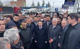 Bakan Gürlek memleketinde davul ve zurnayla karşılandı