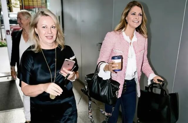 Adaya çocuklarıyla birlikte gitmiş! Epstein rezaleti sonrası üst düzey bir istifa daha