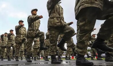 AK Parti’den askerlik sisteminde düzenleme sinyali