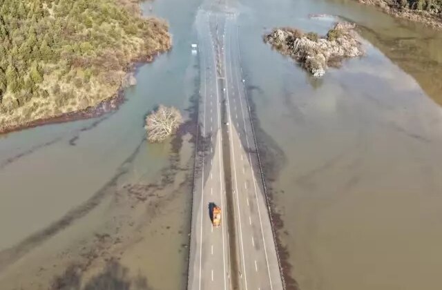 Antalya-Konya yolunu su bastı