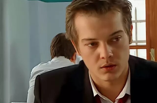 Arda Kural sevgilisiyle paylaştığı fotoğrafta son haliyle dikkat çekti