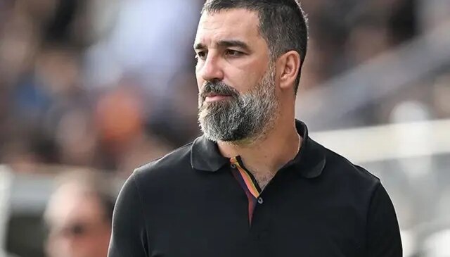 Shakhtar Donetsk Teknik Direktörü Arda Turan, Lech Poznan maçını Türkiye’de oynamak istiyor Açıklaması