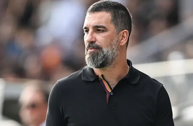 Shakhtar Donetsk Teknik Direktörü Arda Turan, Lech Poznan maçını Türkiye’de oynamak istiyor Açıklaması