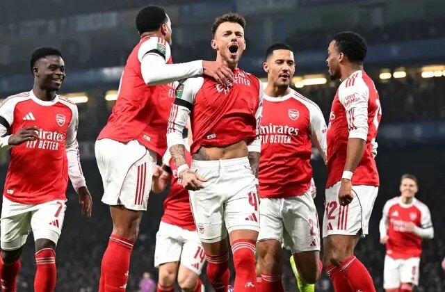 Arsenal, İngiltere Lig Kupası’nda finale yükseldi