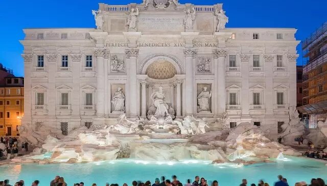 Artık Roma’daki Aşk Çeşmesi’ne para atmak da parayla