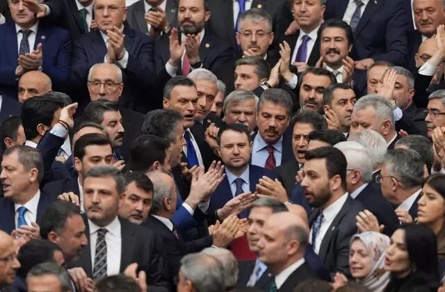 Bakan Akın Gürlek’ten yemin sonrası ilk açıklama: Milli iradenin huzurunda ant içtik