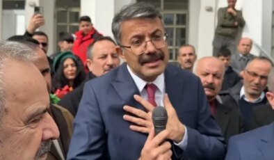 Bakan yardımcılığına atanan Vali Ali Çelik’ten Hakkari’ye hüzünlü ve gururlu veda