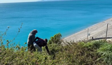 Bakımevindeki otizmli oğlu başka şehre nakledilmesin diye falezlere çıktı