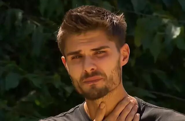 Barış Murat Yağcı Survivor’a geri döndü; gözyaşlarına hakim olamadı