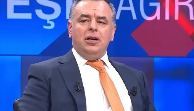 Barış Yarkadaş’tan “Kabe’de hacılar” performansı