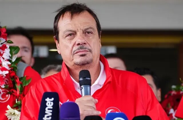 Ergin Ataman’ın annesi vefat etti