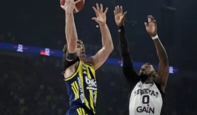 Beşiktaş’ı deviren Fenerbahçe Beko, Türkiye Kupası’nda şampiyon