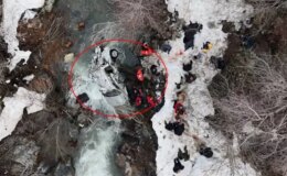 Bir aile dağıldı! Araç dereye uçtu, can kayıpları var