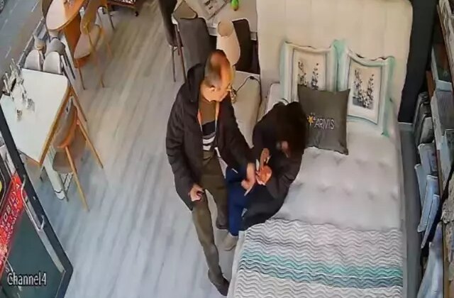 Bir de öğretmen olacak: Yaptığı rezilliği kamera böyle kaydetti