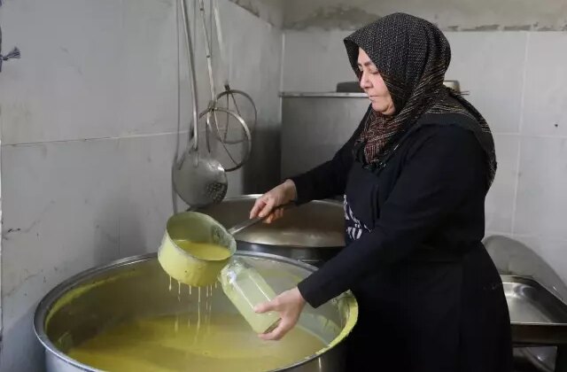 Bu köyde iftar vakti evlerde yemek pişirmek yasaklandı