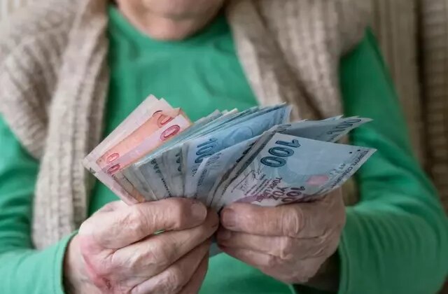 Bu tarihlere dikkat: Kaçıranlar bayram ikramiyesi alamayacak