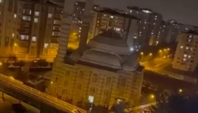 Cami hoparlöründen yükselen ses mahalleliyi şoke etti