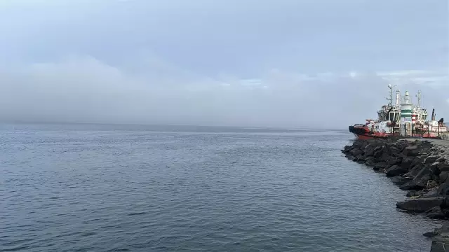 Çanakkale Boğazı, sis nedeniyle çift yönlü olarak ulaşıma kapatıldı