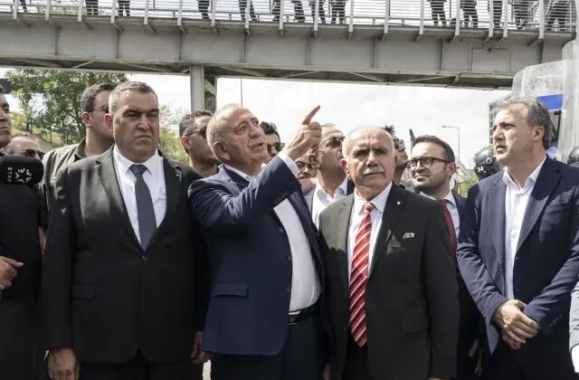 CHP İstanbul İl Kongresi’nin iptali davası ertelendi