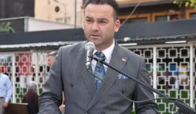 CHP, taciz suçlamasıyla tutuklanan belediye başkanını disipline sevk etti