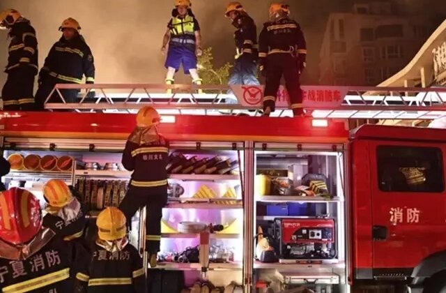 Çin’de inşaat halindeki demir yolu köprüsünün çökmesi sonucu 5 işçi öldü