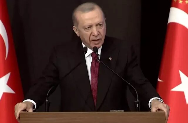 Meclis’teki yumruklu kavga Cumhurbaşkanı Erdoğan’ı çok kızdırdı! Kürsüden esti gürledi
