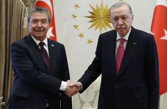 Cumhurbaşkanı Erdoğan, KKTC Başbakanı Üstel’i kabul etti