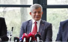 Davutoğlu, 6 partili yeni ittifak için işareti verdi: Türkiye’nin 3’üncü bir yola ihtiyacı var