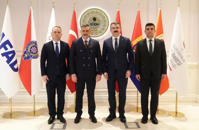 Devletin önemli isimlerinden Bakan Çiftçi’ye tebrik ziyareti