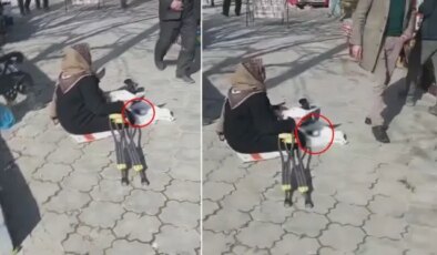 Dilencinin önündeki gören küçük dilini yuttu: Vergi mükellefidir yani