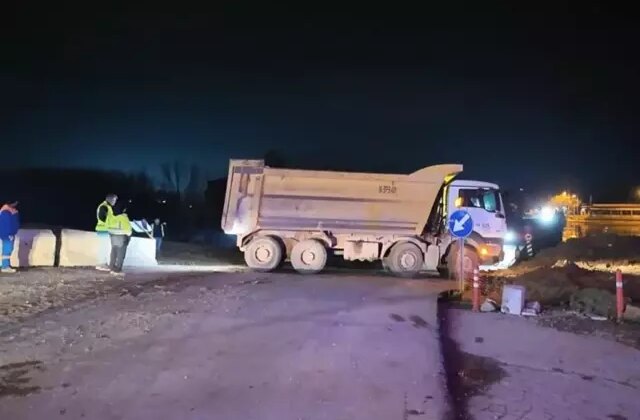 İlk kez bu seviyeler görüldü! Edirne’de kırmızı alarm, köprüler kapatıldı