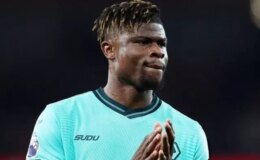 Emmanuel Agbadou, Beşiktaş için İstanbul’a geliyor