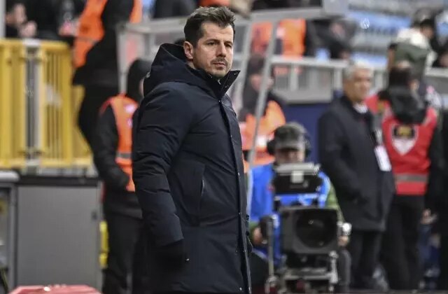 Emre Belözoğlu’ndan istifa çağrılarına yanıt