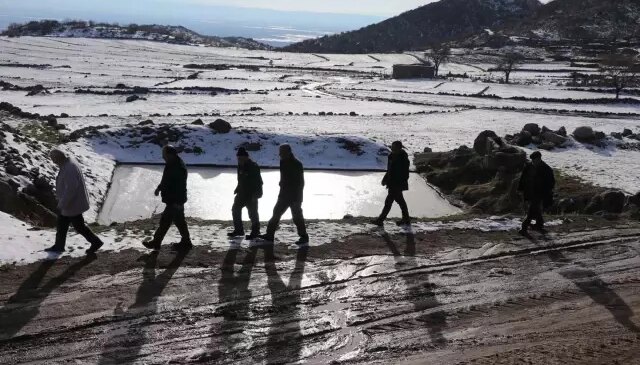 37 yıl sonra köylerine geri döndüler, gördükleri karşısında kahroldular