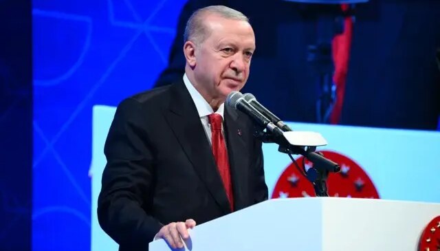 Erdoğan, BAE Devlet Başkanı Nahyan ile görüştü
