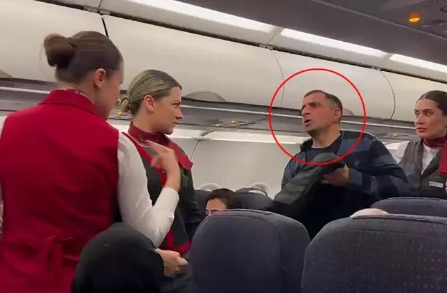 Erzurum-İstanbul uçağında ilginç anlar: Yolculardan helallik istedi