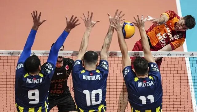 Fenerbahçe, Galatasaray’a set vermedi! 8 maçlık seri sona erdi