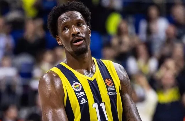 Fenerbahçe taraftarının sevgilisiydi! Yaptığı tek hareketle nefret edilen bir isim haline dönüştü