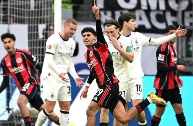 Frankfurt, 7 maçlık kabustan uyandı