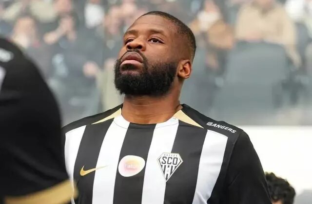 Galatasaray’dan savunmaya büyük sürpriz