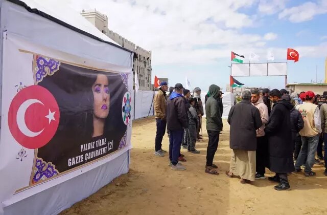 Gazze’de “2. Yıldız Tilbe Çadır Kenti” açıldı