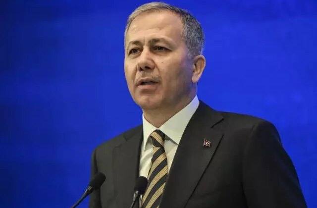 Görevden alınan Ali Yerlikaya’dan ilk açıklama: Mustafa Çiftçi’yi tebrik ediyorum