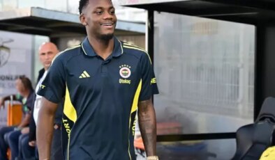 Güle güle Jhon Duran! Akşamki maçı beklemeden uçağa binip gitti