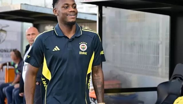 Güle güle Jhon Duran! Akşamki maçı beklemeden uçağa binip gitti