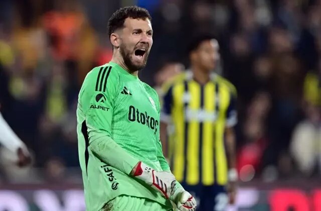 Haftalardır forma giymeyen Tarık Çetin, Nottingham Forest maçına damga vurdu