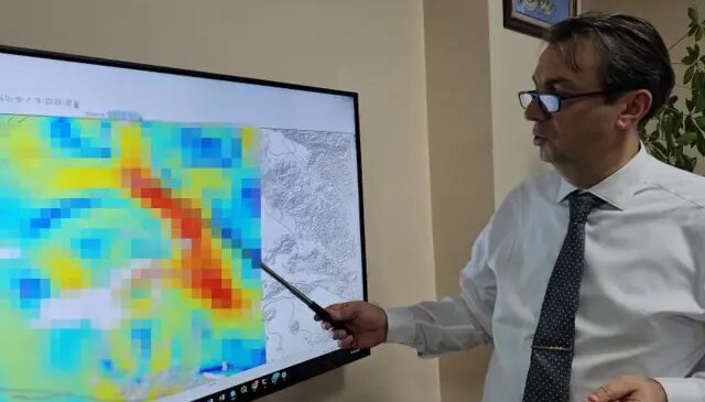 Harita üzerinden uyardı: 250 km’lik fayda hareketlilik var, 6 Şubat depremi gibi olabilir