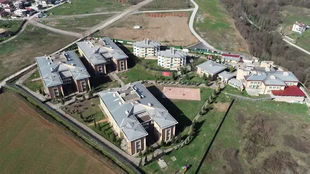 Hendek Kadın Açık Ceza İnfaz Kurumunda yangın: 11 hükümlü hastaneye sevk edildi